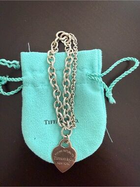 Tiffany&Co charm bracelet with rose gold heart 🩷